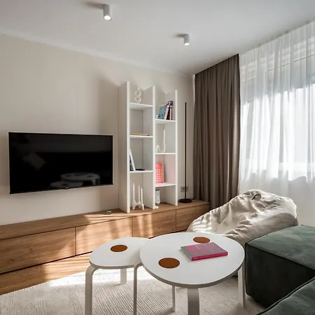 Atena Cismigiu Park Апартаменты *
