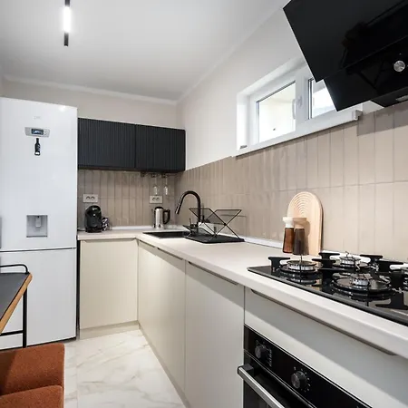 Atena Cismigiu Park Bucarest