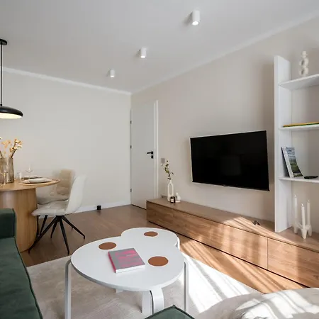 Atena Cismigiu Park Bucharest