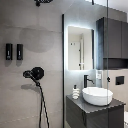 Atena Cismigiu Park *